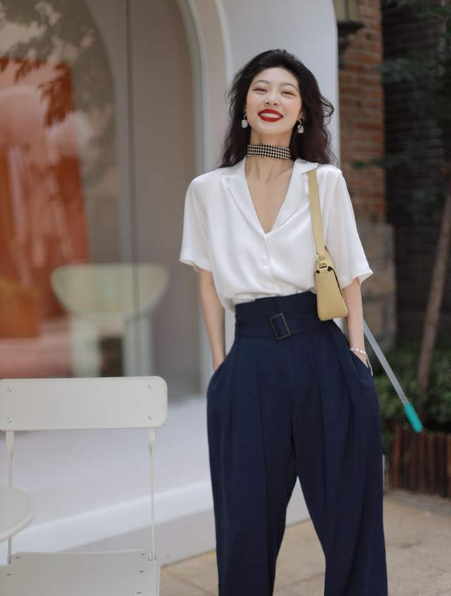 氛围感|复古港风穿搭怎么配?这些小技巧赶紧收藏起来,让你变得更加洋气