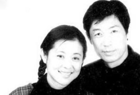 話劇團|郭達翻盤史:從養豬工人到春晚釘子戶,20年不下臺的背后誰在支撐