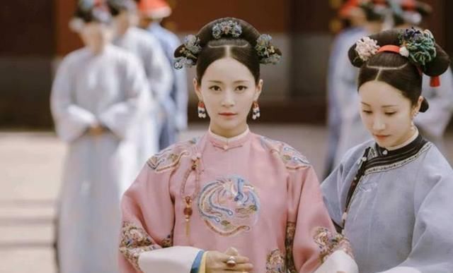 太监|被皇帝翻牌的妃子,为什么第二天要被搀扶走路一老太监道出实情