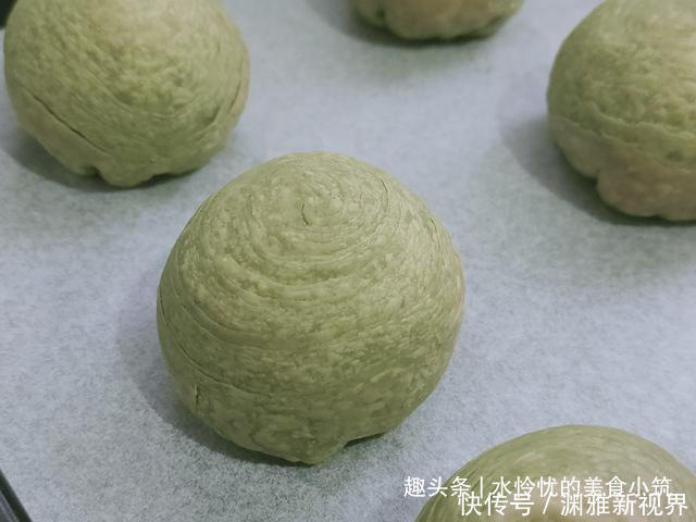 高颜|抹茶绿豆酥的详细做法,高颜又好看,中秋快到了是不是做点呢