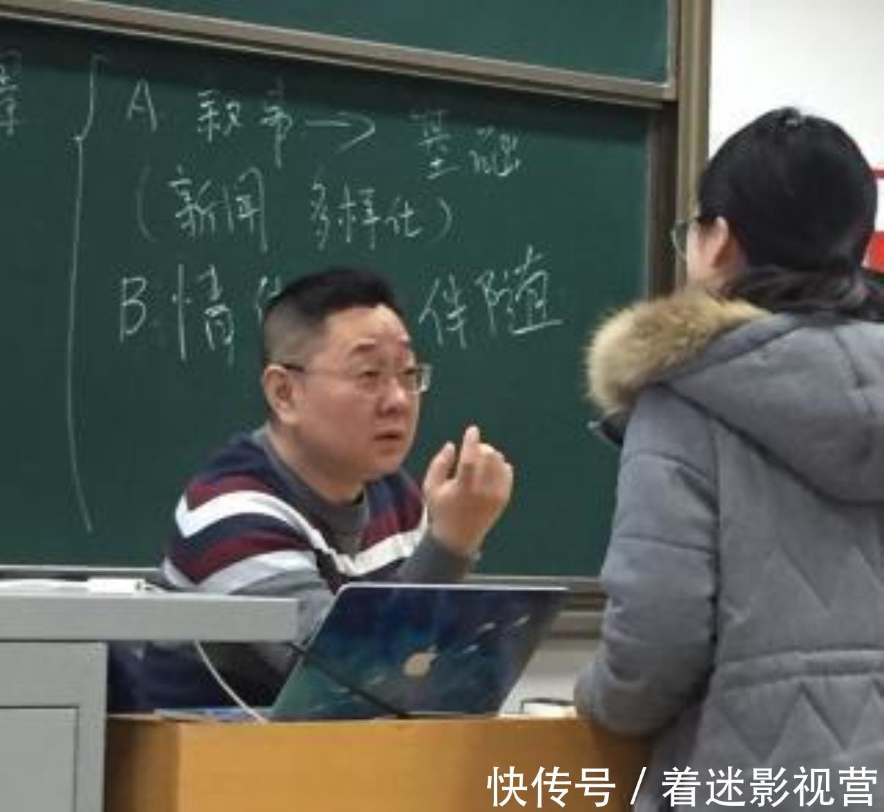 从央视名嘴，到网络节目“混饭”吃，张绍刚是如何“堕落”的？-