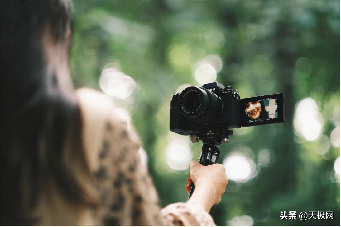 相机|Vlog时代已来 年轻人的视频创作利器