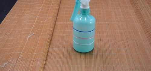 不管凉席多脏多粘,只需喷一点它,凉席立马干净又清爽,都学学吧