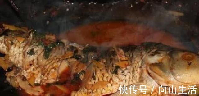 鱼头汤|在家做炖鱼,一定要记好,这两种调料别放,放了炖的汤又腥又难喝