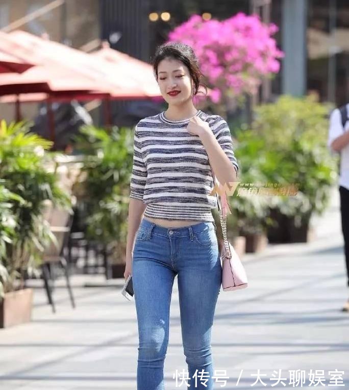 丰满|丰满女人, 牛仔裤衬托出她性感的身材