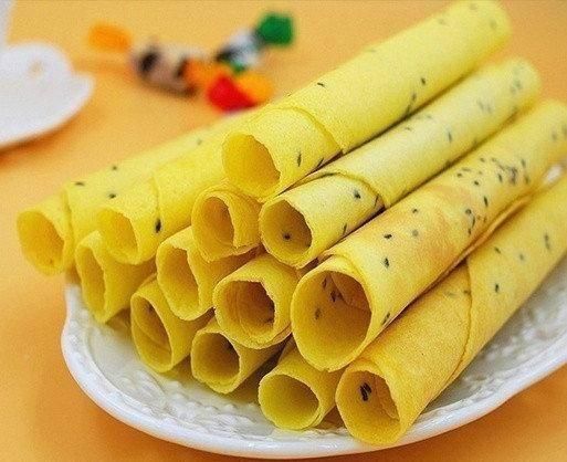 空鞋盒我从来不扔,用刀割一圈,放衣柜太实用了,做5个都不嫌多