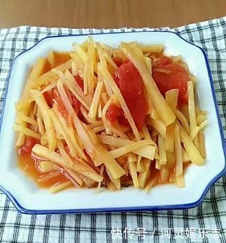 番茄土豆絲|它是“堿性食物”，女人常吃，嘴巴不臭，頭發(fā)烏黑，皮膚也嫩了