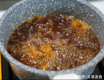 黑椒鸡翅|黑椒鸡翅·高端正宗的黑胡椒的味道,咬出颗粒来