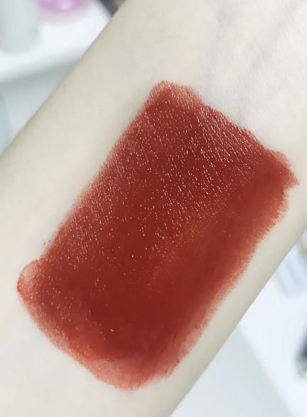 年度非常显白口红榜单：阿玛尼第一，非常后一个黄黑皮能够“闭眼入”