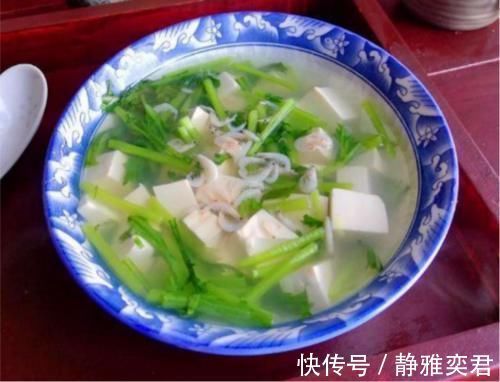 虾皮|豆腐和它一起煮，简单易学，营养极高，补钙长个头，孩子要多吃