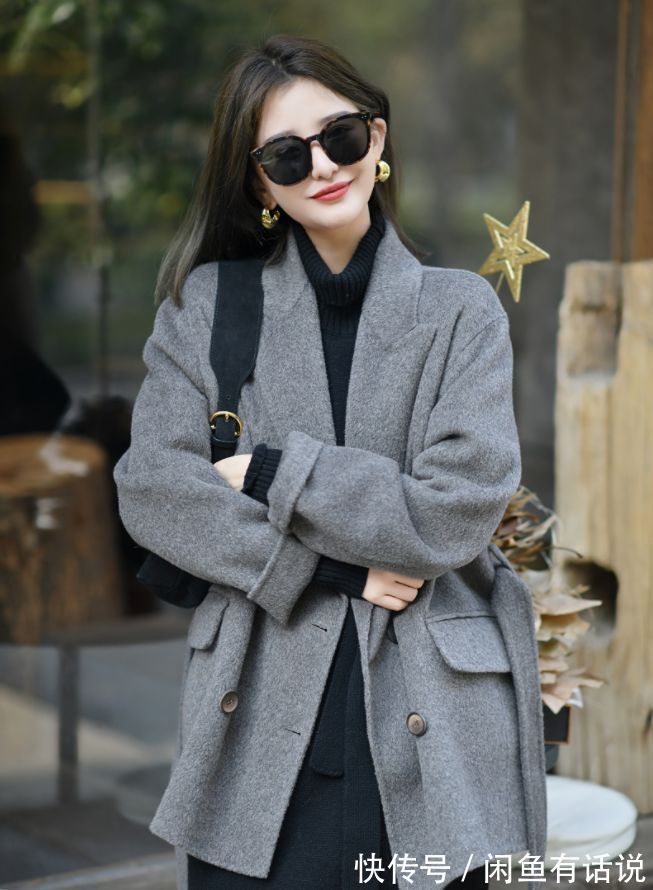 中年|中年女人穿衣要体面,少穿这4种自带“廉价感”的内搭,很败气质