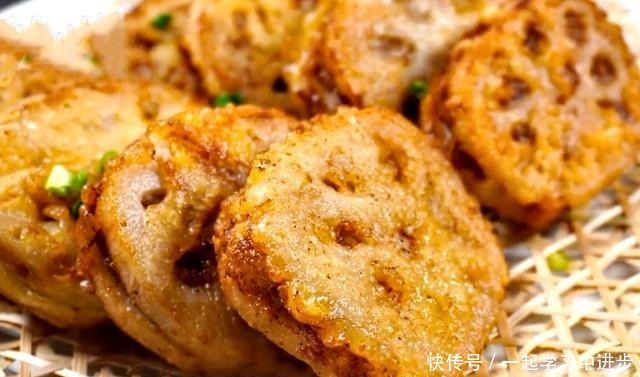 年夜饭少不了藕合,简单一炸,金黄又酥脆,比炸鱼还受欢迎