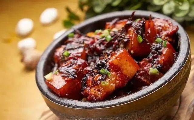 脂肪肝|肝不好的人,身体三处会变“臭”,养护肝脏,牢记:“3多4少”