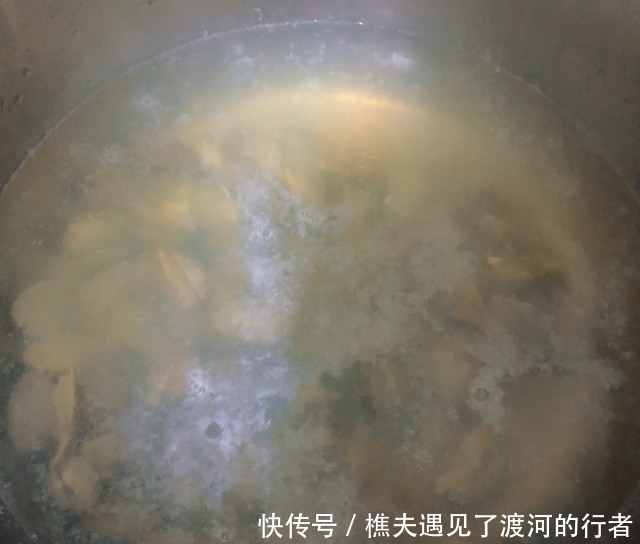 爆炒花蛤,香辣过瘾,味道鲜美