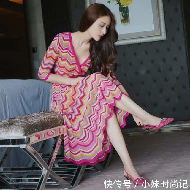 小香风 好看修身裙子,时尚甜美,细腰美腿轻松穿出来