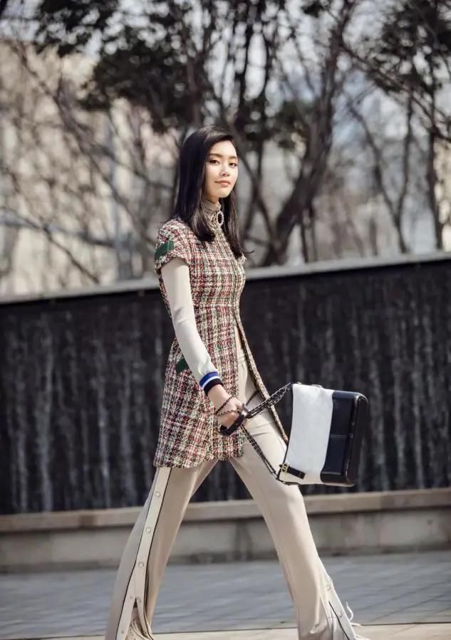 阔腿裤已经失宠了，今年流行这条“卫裤”，配大衣、棉服都好看一、卫裤别乱选，这几点是关键二、会搭配卫裤才有灵魂