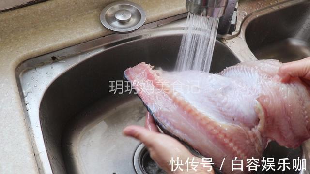 鱼肉|教你正宗腌腊鱼的方法，配料简单味道足，保存时间越长吃起来越香