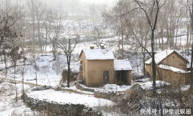 土屋，白雪，炊烟，走进临朐山村