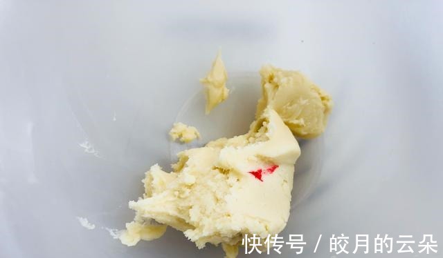 下午茶|颜值高又好吃的桃花酥，制作简单，可口美味！