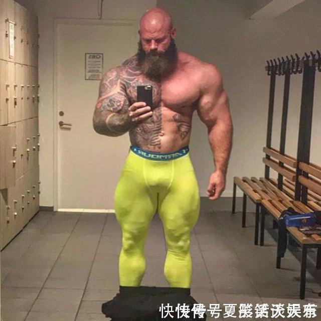 体脂率|一人跑步,一人健身,两者每天坚持 1个月后,身体有何差异?