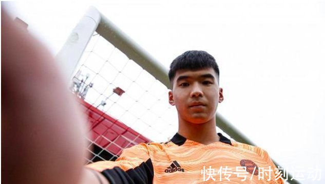 茍仲文|國(guó)足破76年紀(jì)錄！4個(gè)月6人留洋，李鐵陳戌源慘敗，讓總局認(rèn)清現(xiàn)實(shí)