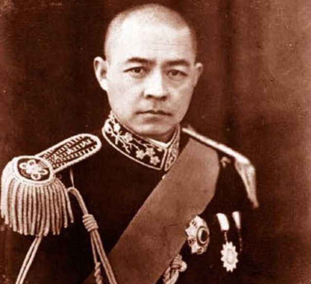 轰炸|此人身中16枪,牺牲后蒋介石痛哭流涕,日军为他停止轰炸一天