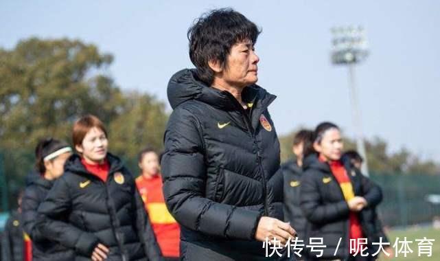 唐佳丽|水庆霞央视采访落泪!谈未来:希望有100平房子,现在没地方住!