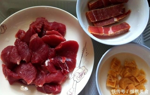 大餐|表姐突然来访,临时弄了3道菜,表姐发朋友圈,说是吃大餐