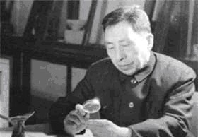 工人在小山坡施工,意外发现尘封两千多年的古墓,揭开一传奇王朝