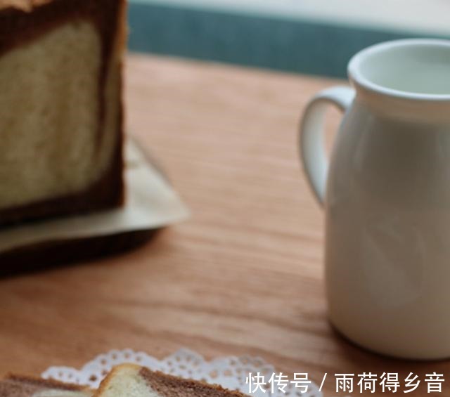 发酵|这面包太香了!浓郁的奶香巧克力风味,跟我做超简单,一次成功!