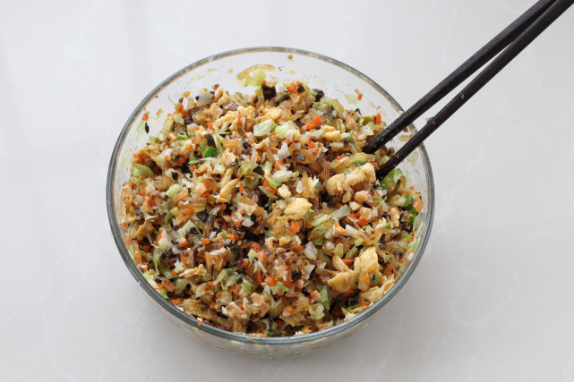 懒人生煎包做法，不发面不醒面，皮薄馅大简单快手，早餐就它了！