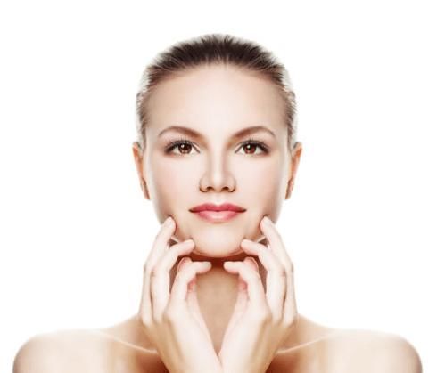 防晒霜|快速去除脸上红血丝的方法 最好的去红方法你用对了吗