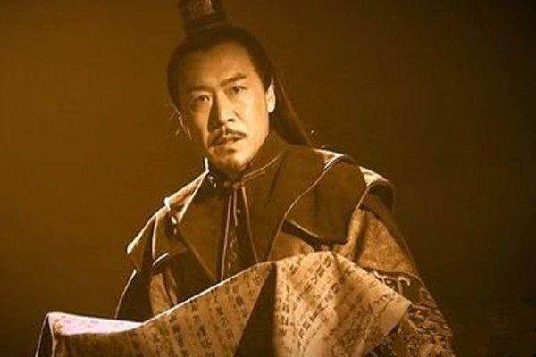 郭靖#倚天中，他是郭靖儿子，深得郭靖真传，武功吊打张三丰，威震武林