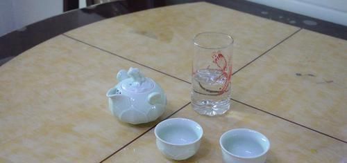 餐桌|餐桌旁不要放这3样东西，不是迷信，别不当个事，发现了赶快拿走