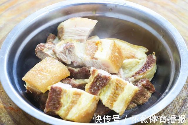 猪肉|炖猪肉时,这1种调料不能放,否则猪肉又老又柴,很多人都不懂