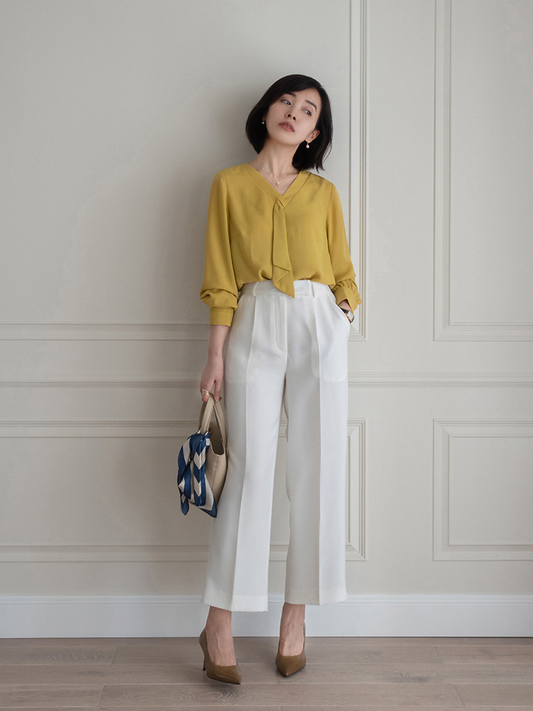 大衣|秋季不要瞎打扮,针织衫搭配百褶裙温柔优雅又保暖,美得高级