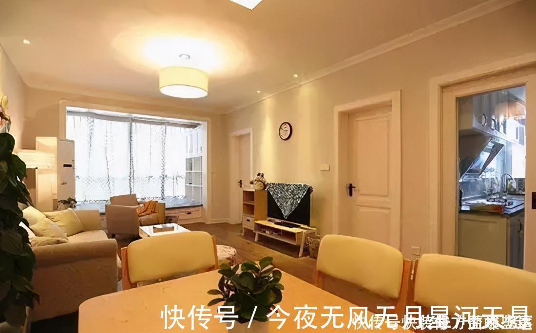 鞋柜|闺蜜家76平新房,一进门鞋柜把人迷住了,阳台榻榻米能当一间房!