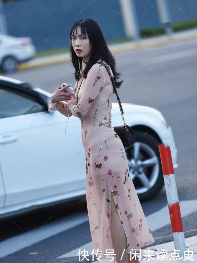 背心 裙子单穿背心太单调试着加长款,叠穿看起来不错