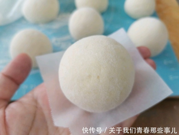 酵母菌|蒸馒头用大火还是小火?很多人用错了火,难怪馒头干硬塌陷,不香