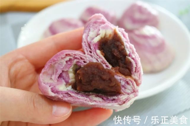 孩子|晚上蒸一锅,早餐热一下就上桌,又软又甜,大人省事孩子喜欢