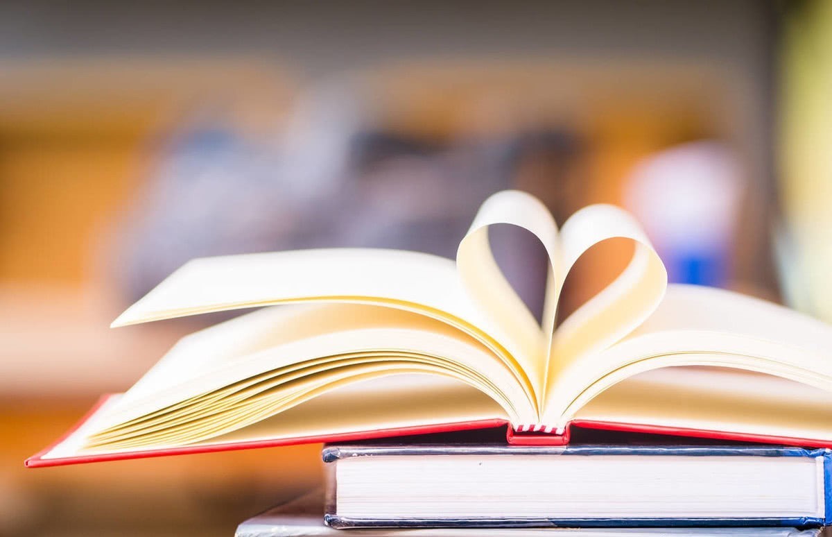 7岁神童锋芒毕露,酒客于其父宴席为难他,他却3步成诗艳惊四座