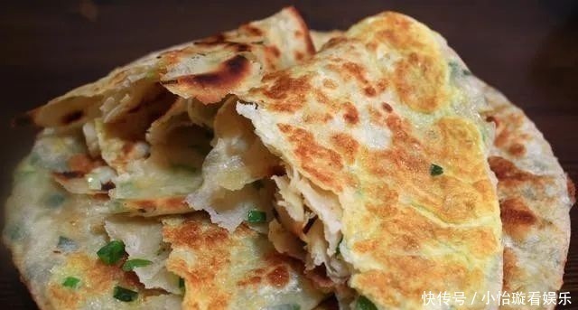 早餐别出去买了,教你4种懒人鸡蛋饼,不用发面,天天吃都不腻