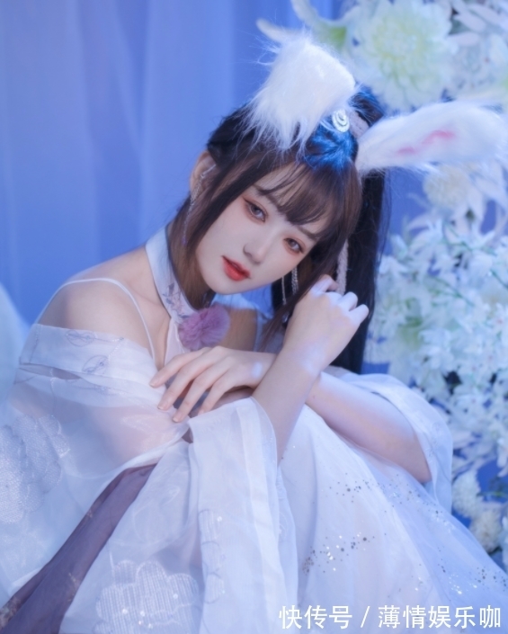 cos|《斗罗大陆》联动大掌柜,高颜值美女穿汉服COS小舞,效果绝了