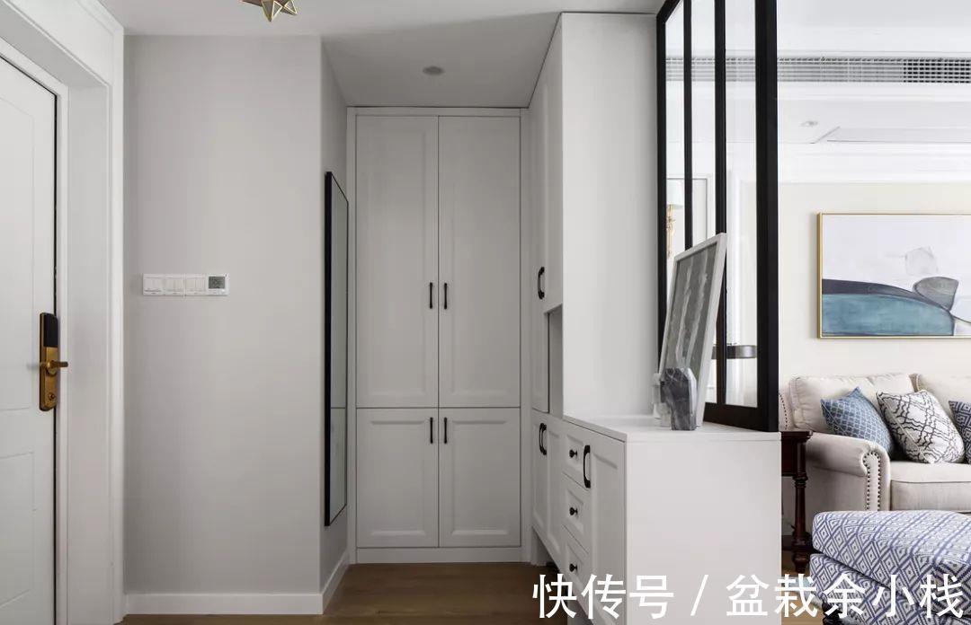 嵌入式|房子户型小没有玄关?鞋柜摆放在哪里?或许这些方法能帮到你!