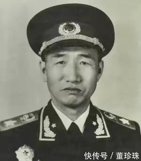 书法@“布衣元帅”徐向前的书法功力深厚,独具魅力,非常耐看!