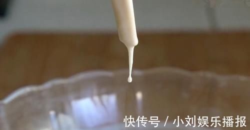 我家面粉从不蒸馒头,这样做比包子油条还简单,一次做8个,真香