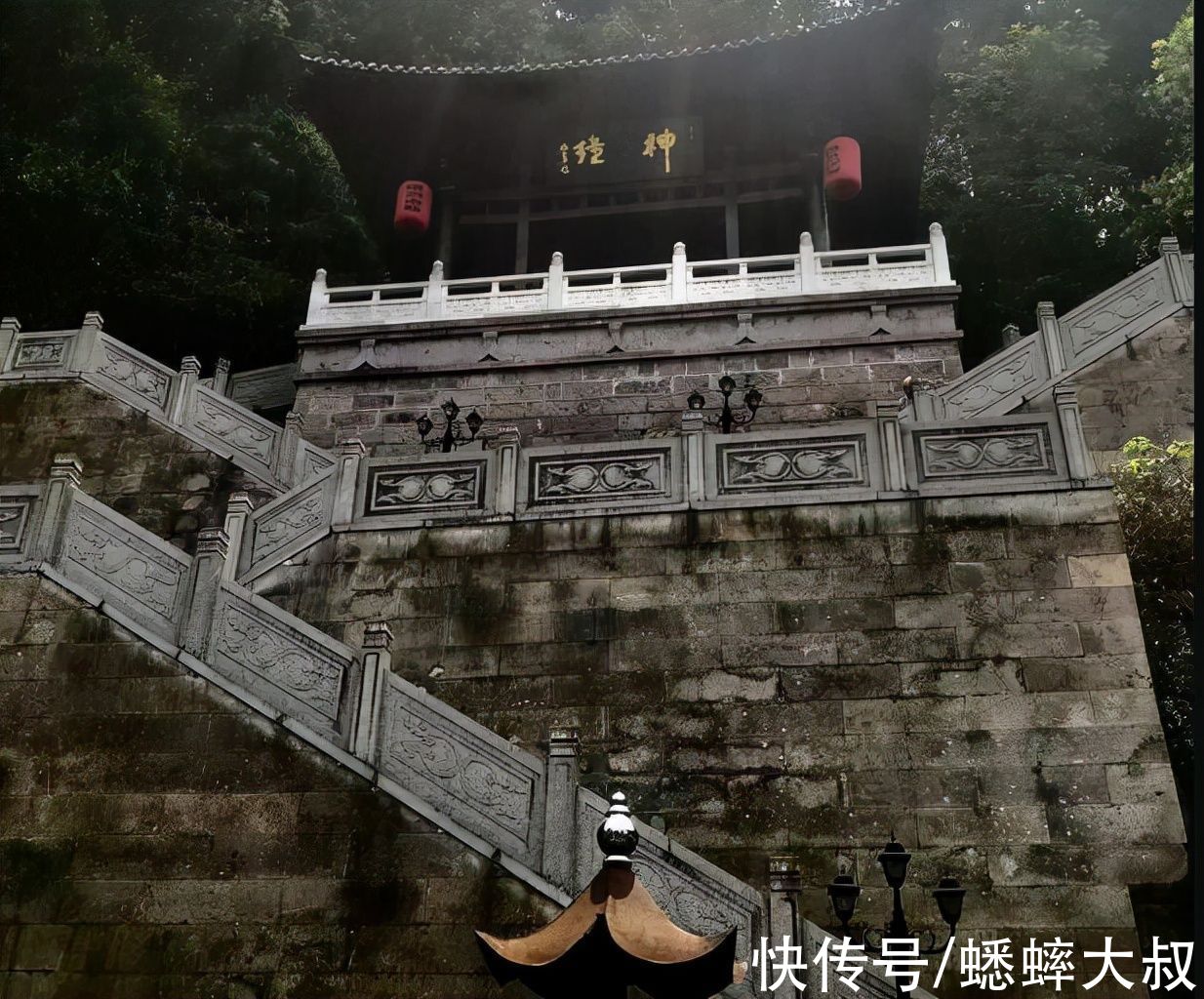 寺庙|质朴亲近又不失肃穆，浙江一唐式寺院亮了，现成思考人生好地方