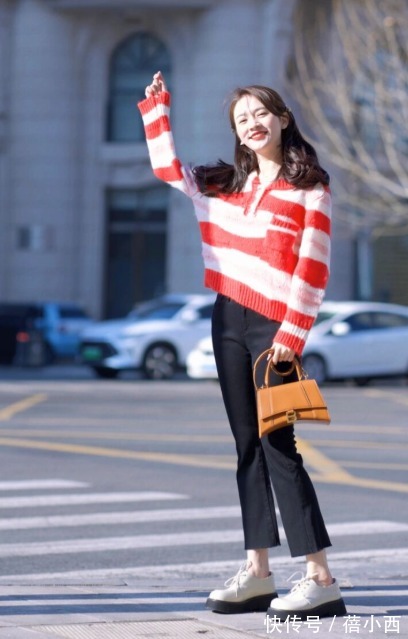 搭配 这才是30、40岁普通人的穿衣典范,自信优雅,基础款穿出高级感