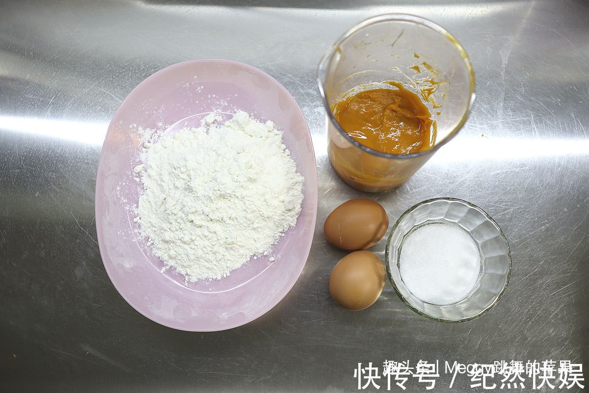 细砂糖|无油无水南瓜泥戚风蛋糕，又高又暄需2点，连普通蛋糕都不在话下