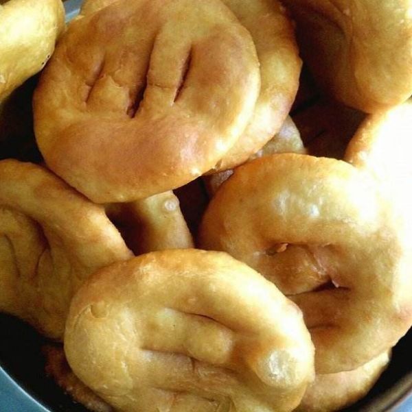 炸油饼，饼胚擀好直接下锅就错了！多做一步，又膨又酥，放凉不硬